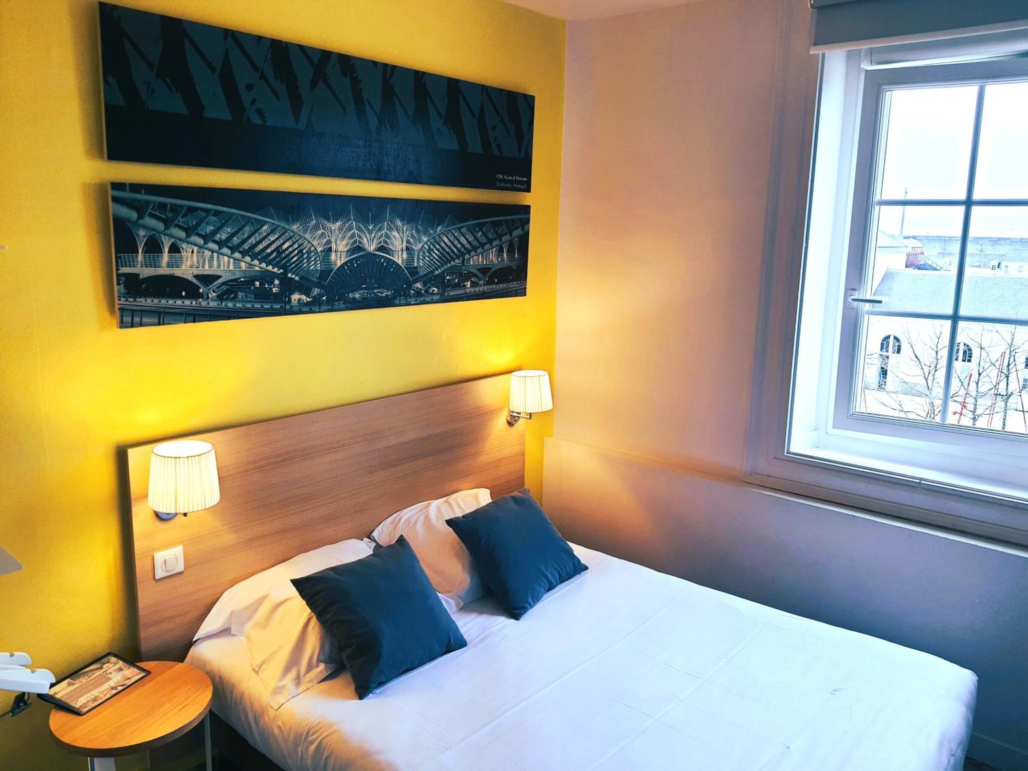 Hotel De La Gare - Restaurant Bistro Quai La Roche-sur-Yon Eksteriør billede